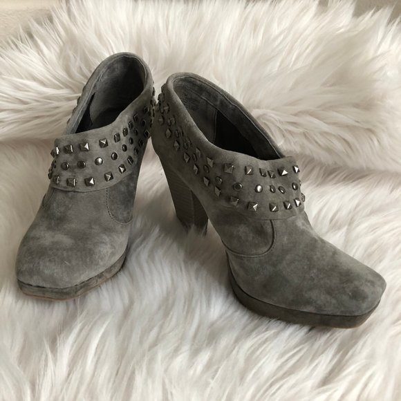 Shoes, booties - Picture 4 of 12